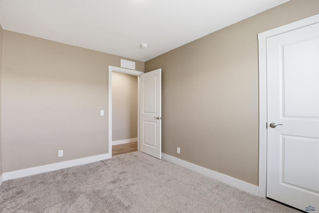 1717 E PHILADELPHIA, Rapid City, SD 57701