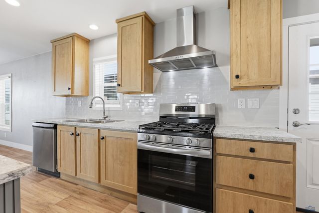 1717 E PHILADELPHIA, Rapid City, SD 57701