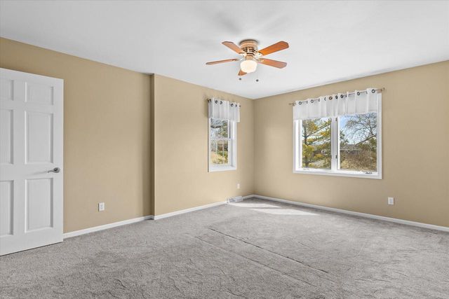 4413 Magna Vista DRIVE, Jackson, WI 53037