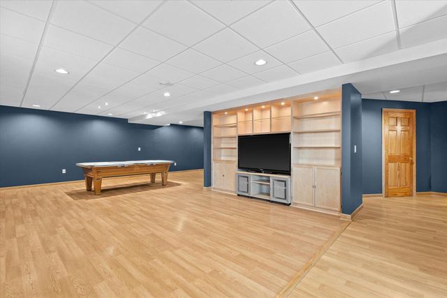 4413 Magna Vista DRIVE, Jackson, WI 53037