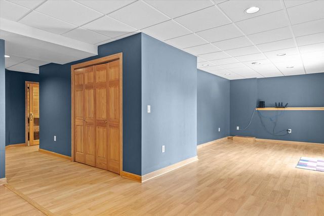 4413 Magna Vista DRIVE, Jackson, WI 53037