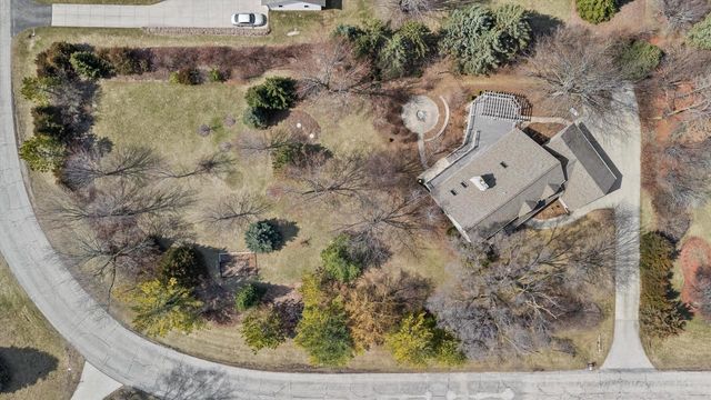 4413 Magna Vista DRIVE, Jackson, WI 53037