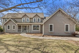 4413 Magna Vista DRIVE, Jackson, WI 53037