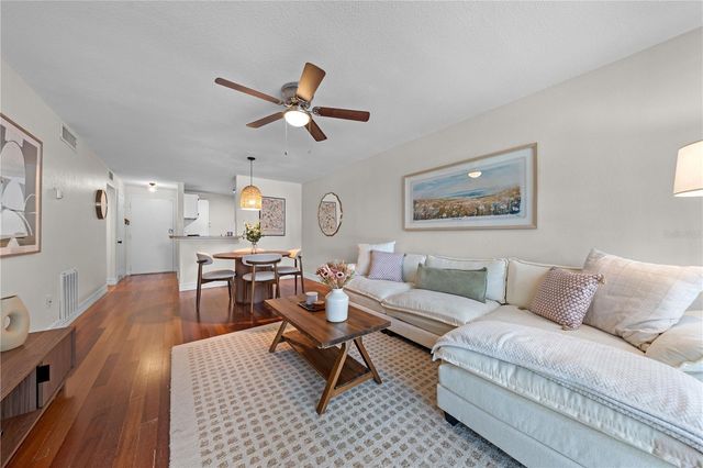 1100 DELANEY AVENUE F204, Orlando, FL 32806