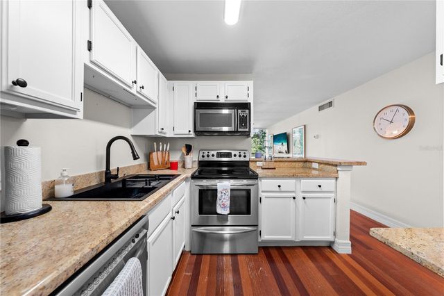 1100 DELANEY AVENUE F204, Orlando, FL 32806