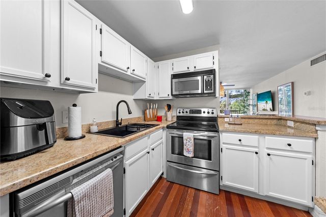 1100 DELANEY AVENUE F204, Orlando, FL 32806