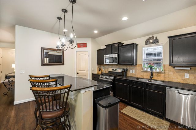 3341 S 208th East Avenue, Broken Arrow, OK 74014