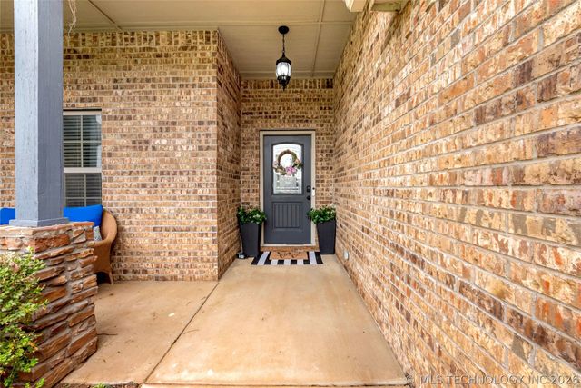 3341 S 208th East Avenue, Broken Arrow, OK 74014