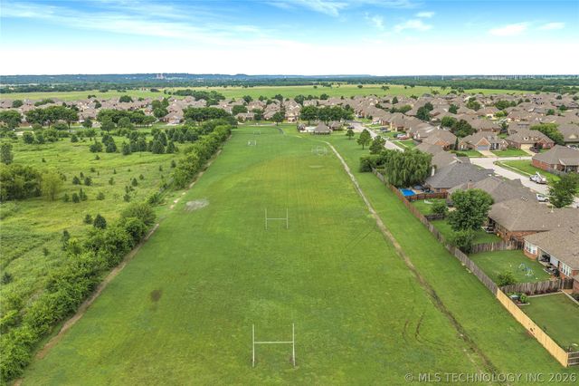3341 S 208th East Avenue, Broken Arrow, OK 74014