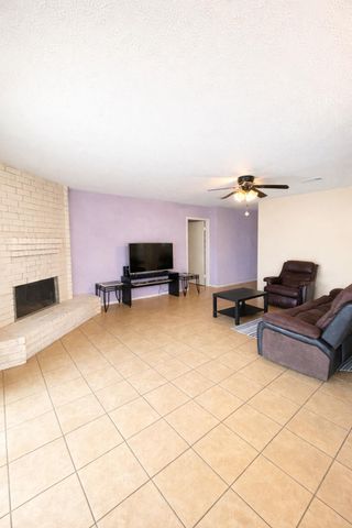 6823 La Violetta Drive, Houston, TX 77083