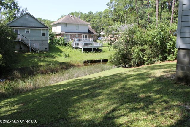 3413 Bream Street, Gautier, MS 39553