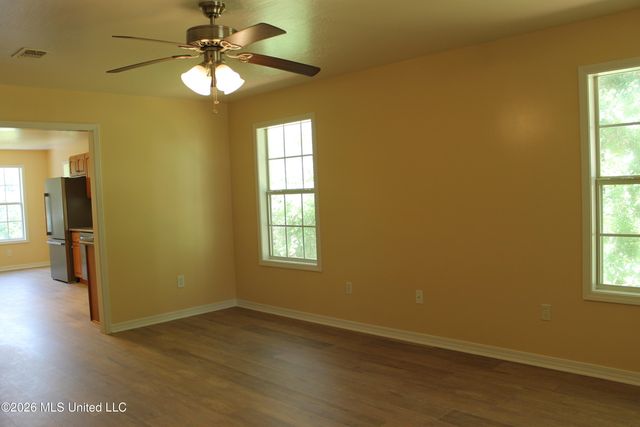3413 Bream Street, Gautier, MS 39553
