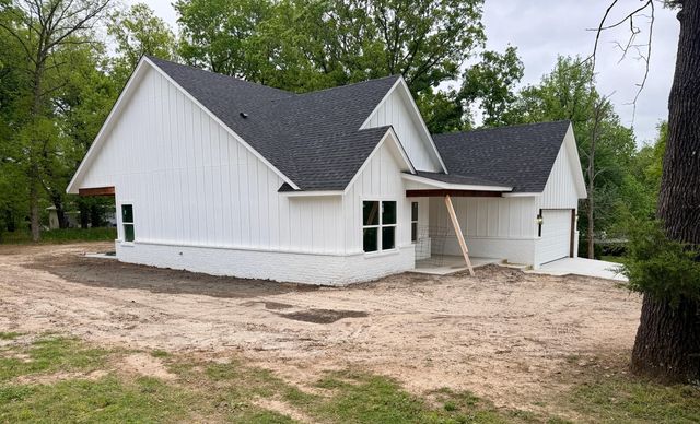 1631 Rockwood Drive, Grove, OK 74344