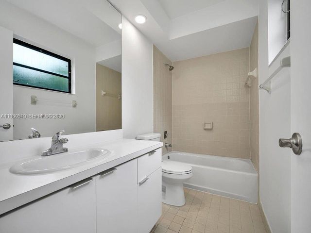 6417 SW 135th Ave, Miami, FL 33183