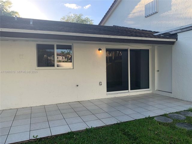 6417 SW 135th Ave, Miami, FL 33183