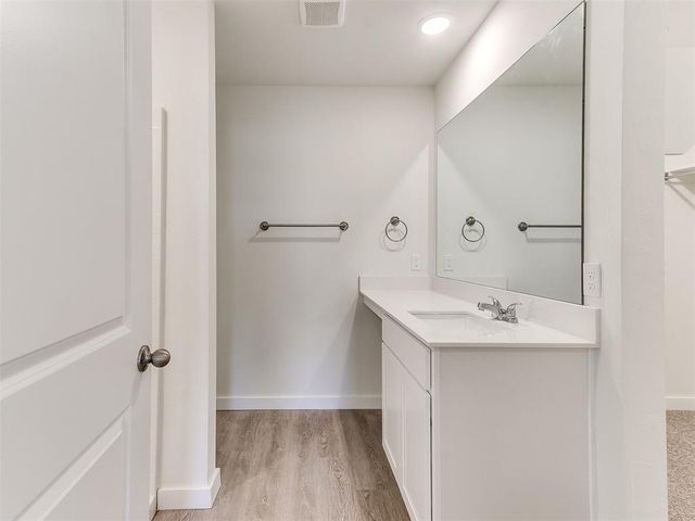 3140 Pennington Street, Harrah, OK 73045