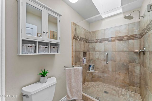 25772 Calle Court, Valencia, CA 91355