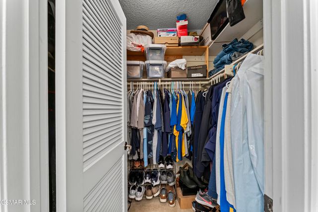 25772 Calle Court, Valencia, CA 91355