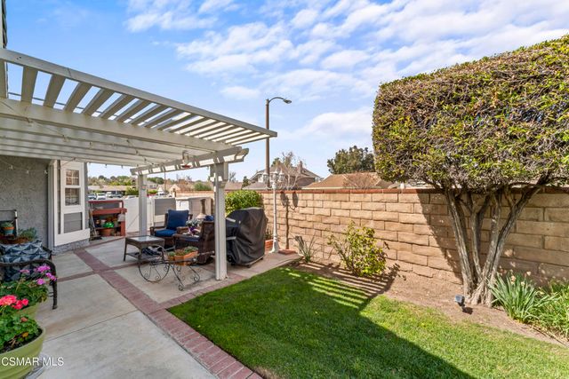 25772 Calle Court, Valencia, CA 91355