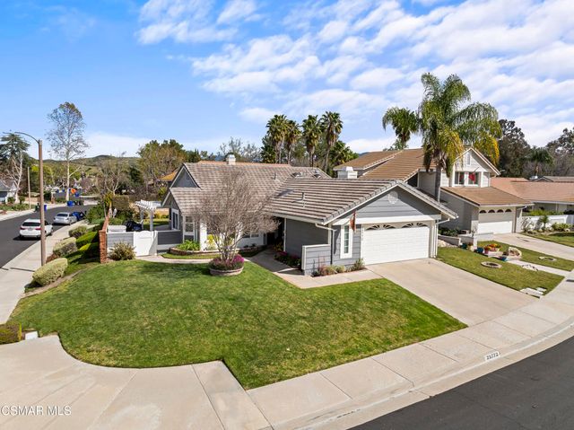 25772 Calle Court, Valencia, CA 91355