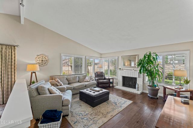 25772 Calle Court, Valencia, CA 91355