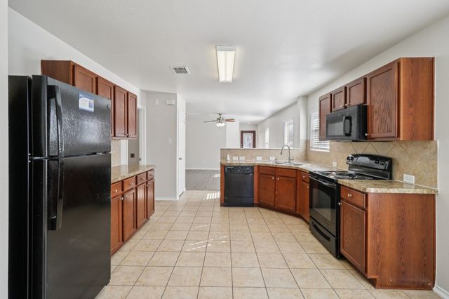 9013 Sun Haven Way, Fort Worth, TX 76244