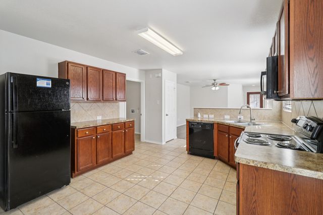 9013 Sun Haven Way, Fort Worth, TX 76244