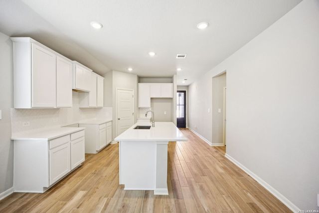 9922 Medicine Hat, San Antonio, TX 78254