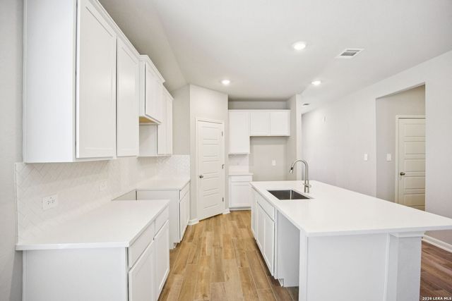 9922 Medicine Hat, San Antonio, TX 78254