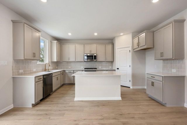 1921 Fannie RD, Georgetown, TX 78633
