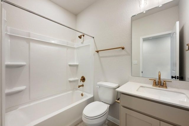 1921 Fannie RD, Georgetown, TX 78633
