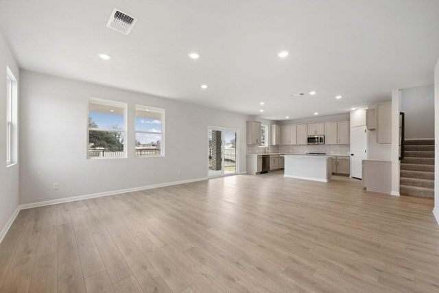 1921 Fannie RD, Georgetown, TX 78633