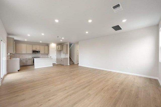 1921 Fannie RD, Georgetown, TX 78633