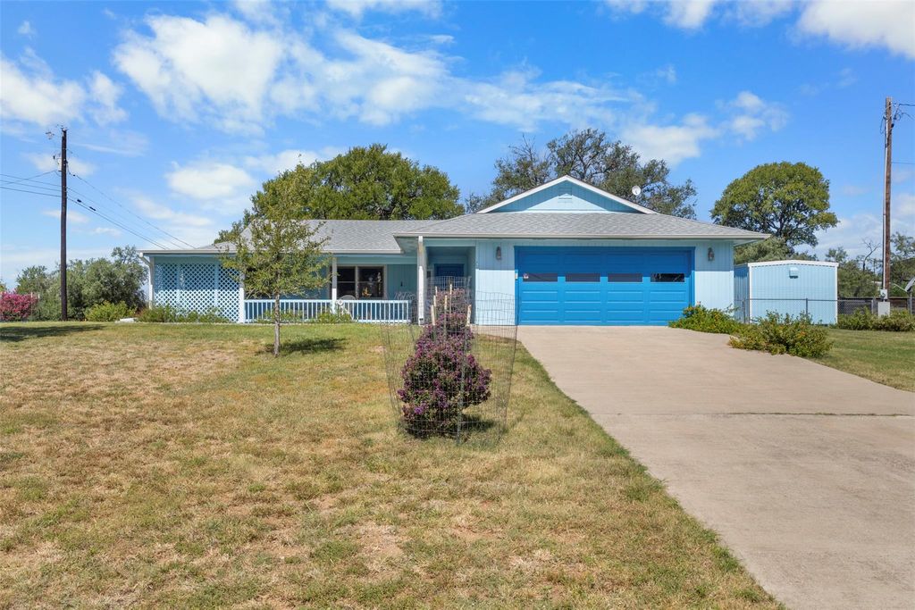 118 Midnight Sun DR, Spicewood, TX 78669