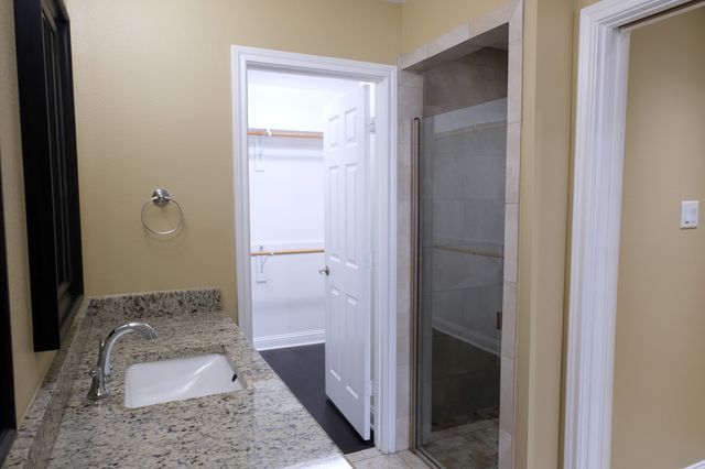 3003 Allister Street, Dallas, TX 75229