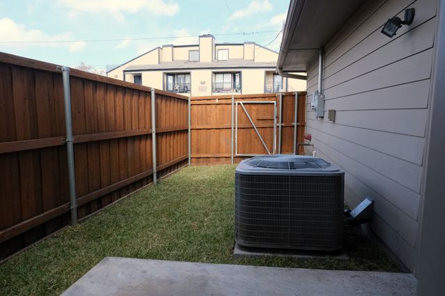 3003 Allister Street, Dallas, TX 75229