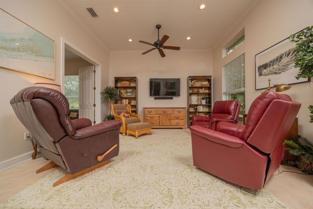 1160 Inverness Dr, St Augustine, FL 32092