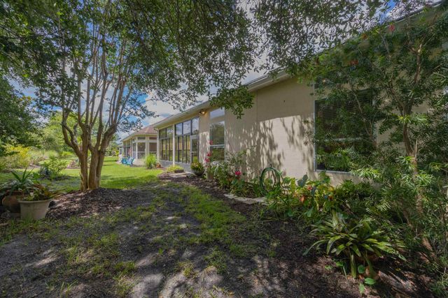 1160 Inverness Dr, St Augustine, FL 32092