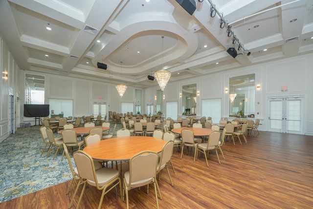 1160 Inverness Dr, St Augustine, FL 32092