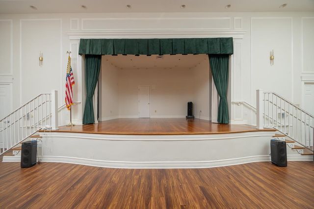 1160 Inverness Dr, St Augustine, FL 32092