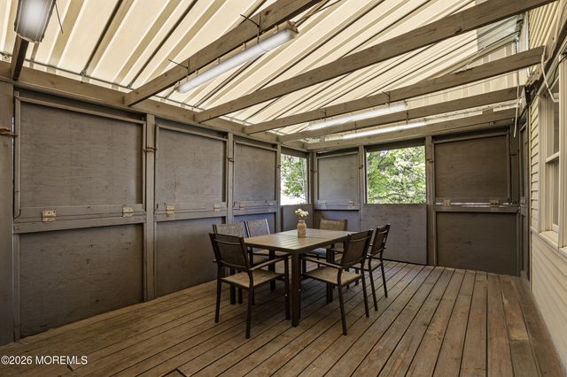 22 Dena Court, Lakewood, NJ 08701