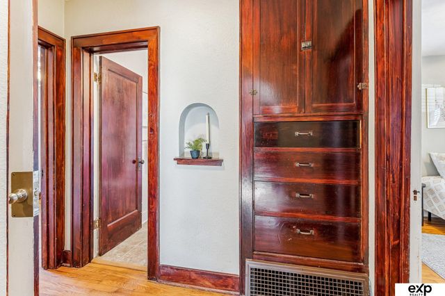 612 Avenue C, Plattsmouth, NE 68048