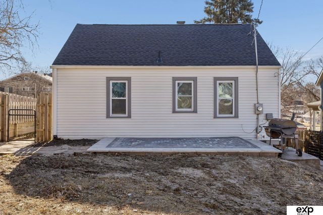 612 Avenue C, Plattsmouth, NE 68048