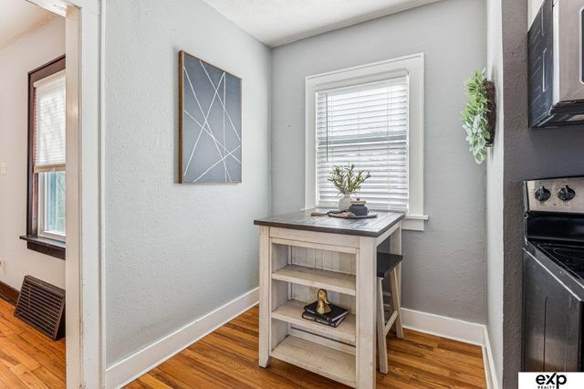 612 Avenue C, Plattsmouth, NE 68048