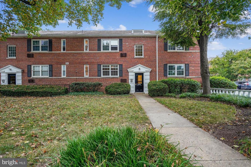 4378 N PERSHING DR #43781, Arlington, VA 22203