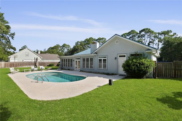 6 Quail Run, Brunswick, GA 31525