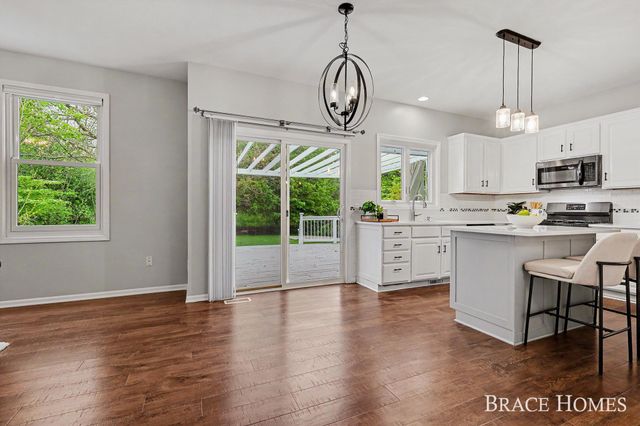 4570 Gascony Drive SE, Grand Rapids, MI 49546
