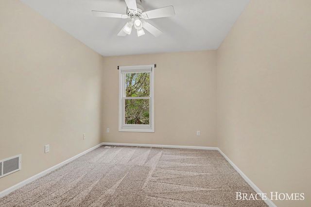 4570 Gascony Drive SE, Grand Rapids, MI 49546