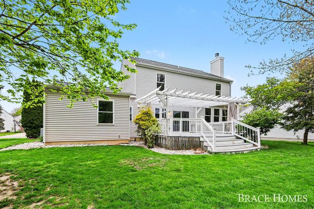 4570 Gascony Drive SE, Grand Rapids, MI 49546