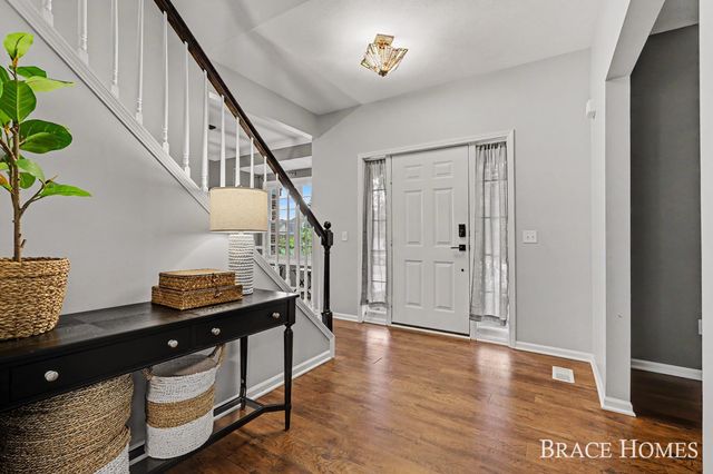 4570 Gascony Drive SE, Grand Rapids, MI 49546